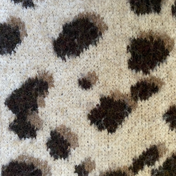 H&M Knitted Sweater - Picture 4 of 5